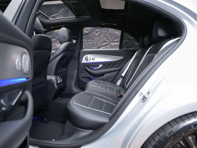 MERCEDES-BENZ E 63 S AMG 4matic *21" Felgen*Panorama*Sitzbelüftung*Massage*Ambientebeleuchtung*