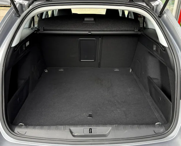 PEUGEOT 308 SW 1.2 Pure Tech Tech Edition EAT8