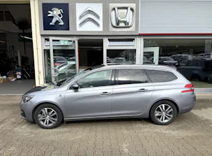 PEUGEOT 308 SW 1.2 Pure Tech Tech Edition EAT8