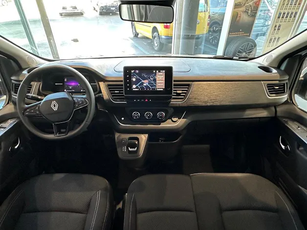 RENAULT Trafic Blue dCi 170 Passenger Techno EDC