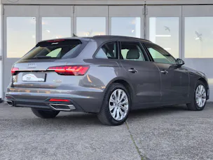 AUDI A4 Avant 40 TDI Attraction quattro S-tronic
