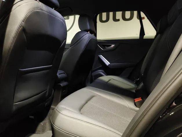 AUDI Q2 35 TFSI S line S-tronic