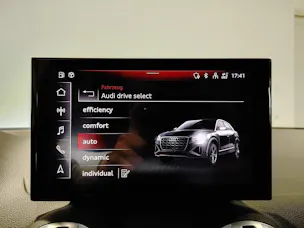 AUDI Q2 35 TFSI S line S-tronic