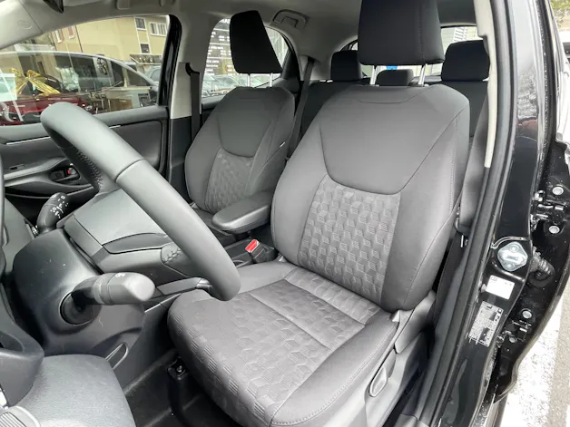 MAZDA 2 Hybrid Centre-line
