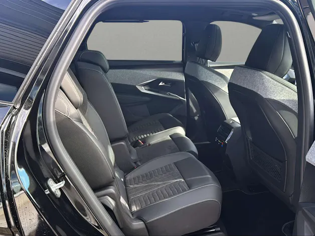 PEUGEOT 5008 195 Plug-in Hybrid e-DCS7 GT Exclusive