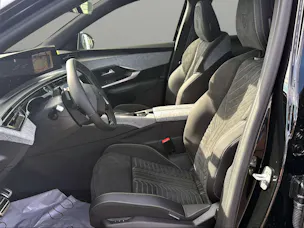 PEUGEOT 5008 195 Plug-in Hybrid e-DCS7 GT Exclusive