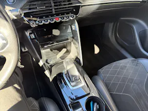 PEUGEOT 2008 1.2 GT Pack