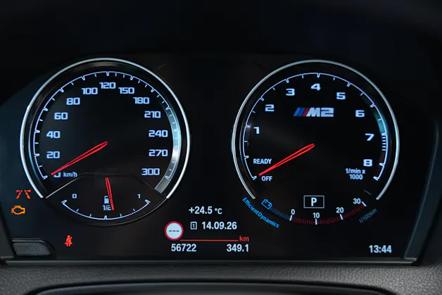 BMW M2 Competition Drivelogic *CH-Fahrzeug* *Hockenheimsilber*