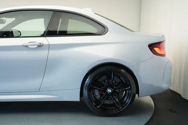 BMW M2 Competition Drivelogic *CH-Fahrzeug* *Hockenheimsilber*