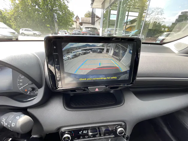 MAZDA 2 Hybrid Centre-line