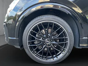 AUDI Q2 40 TFSI Sport Attraction quattro S-tronic