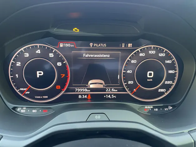 AUDI Q2 40 TFSI Sport Attraction quattro S-tronic