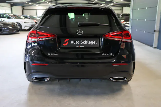 MERCEDES-BENZ A 250 4Matic AMG Line 4Matic 7G-DCT