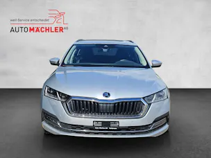 SKODA Octavia Combi 2.0 TDI 200 Style 4x4 DSG*ab Service/MFK*8- Fach Räder*LED Matrix*Kamera*