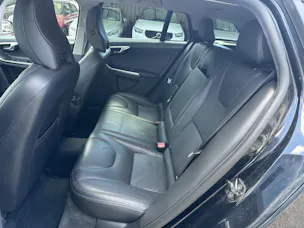 VOLVO V60 2.4 D5 Summum AWD