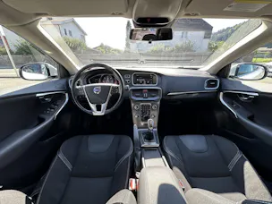 VOLVO V40 1.6 D2 Momentum Heico S/S
