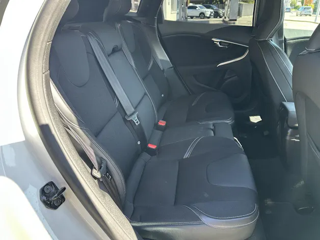 VOLVO V40 1.6 D2 Momentum Heico S/S