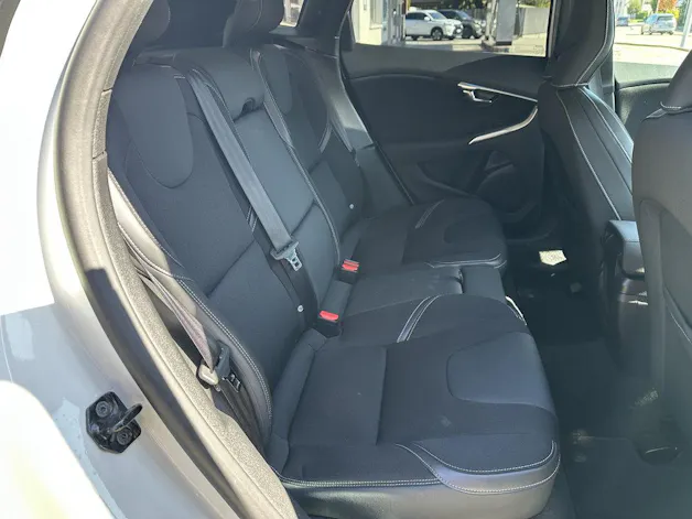VOLVO V40 1.6 D2 Momentum Heico S/S
