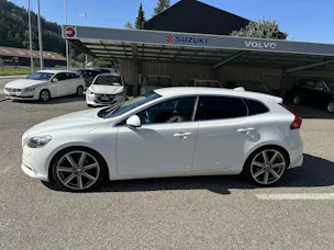 VOLVO V40 1.6 D2 Momentum Heico S/S