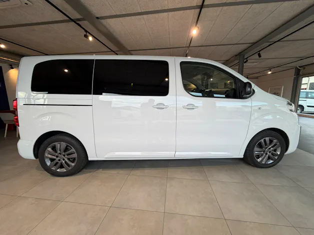 PEUGEOT Traveller Standard 2.0 BlueHDi 180 Business VIP S/S