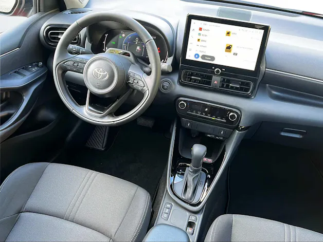 Toyota Yaris 1.5 VVT-i HSD Trend