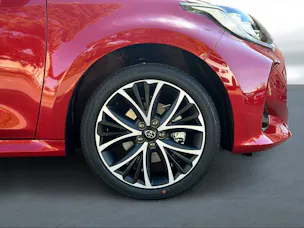 Toyota Yaris 1.5 VVT-i HSD Trend