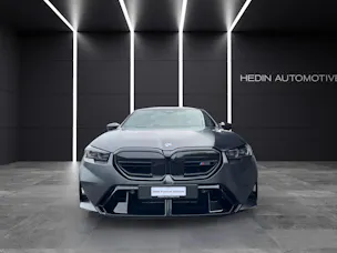 BMW M5 xDrive