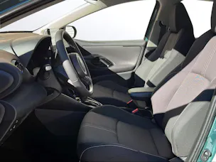 Toyota Yaris 1.5 VVT-i HSD Trend