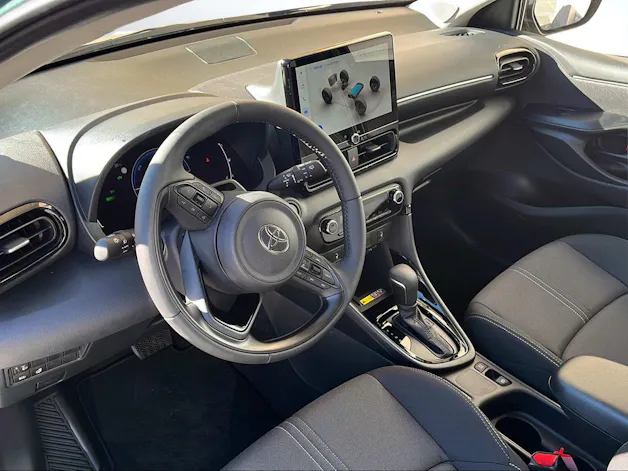 Toyota Yaris 1.5 VVT-i HSD Trend