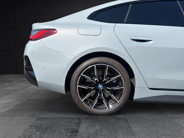BMW i4 G26 Limousine M50