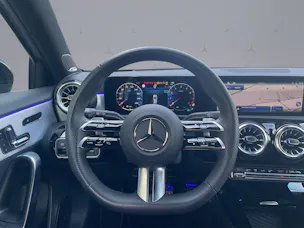 MERCEDES-BENZ A 250 4M AMG Line Special Edition