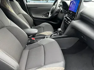 Toyota Yaris Cross 1.5 VVT-i HSD Premium AWD-i