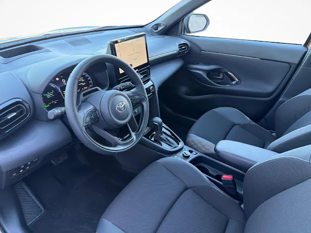 Toyota Yaris Cross 1.5 VVT-i HSD Premium AWD-i