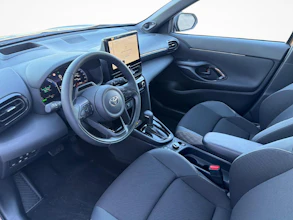 https://vehicle.imgix.net/4474633/05bccb31-d9de-4690-9059-7c32da0119a9.jpg