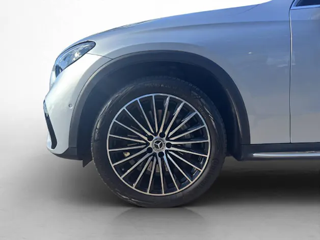 MERCEDES-BENZ GLC 220 d AMG Line 4Matic