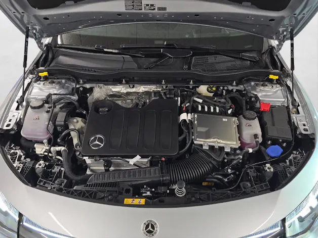 MERCEDES-BENZ CLA 220 AMG Line 4Matic