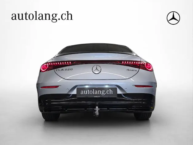 MERCEDES-BENZ CLA 220 AMG Line 4Matic
