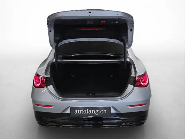 MERCEDES-BENZ CLA 220 AMG Line 4Matic