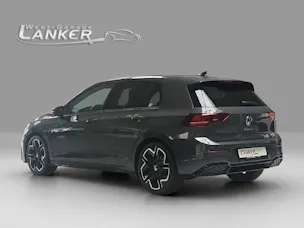 VW Golf VIII 1.5 eTSI R-Line DSG