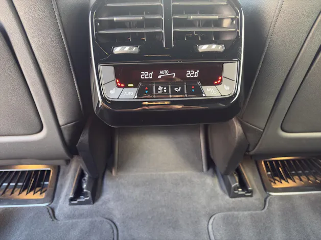 BMW iX xDrive40