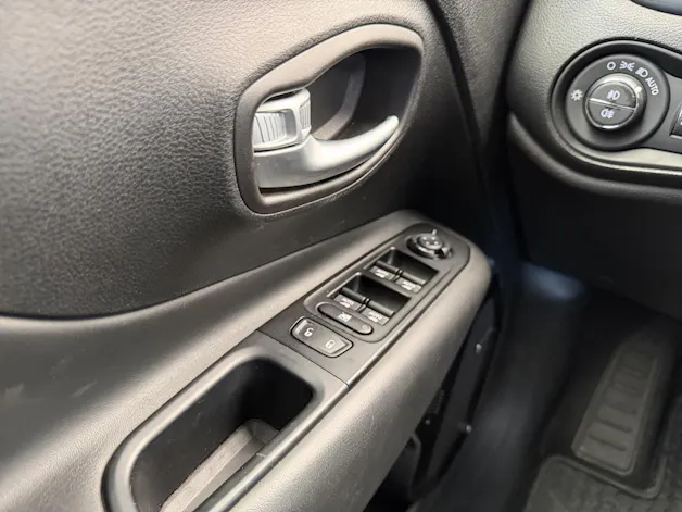 JEEP Renegade 1.3 Turbo Limited AWD (CH)⛽