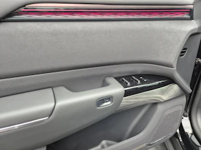 https://vehicle.imgix.net/4474766/286b6fcf-fa6f-4174-9404-6e9c69fceba7.jpg