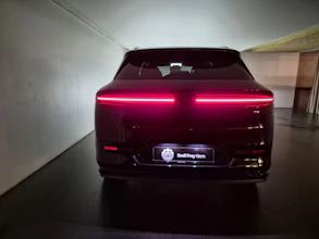 https://vehicle.imgix.net/4474766/bdc6d0cf-3d50-4499-aebc-8163143e5af5.jpg