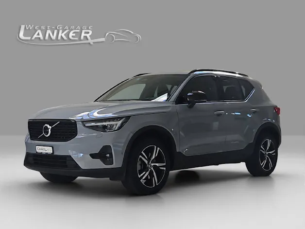 VOLVO XC40 2.0 B3 MH Plus Dark