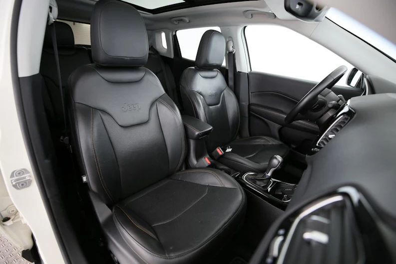 image du véhicule JEEP COMPASS