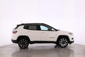 https://vehicle.imgix.net/4474790/b03f8dcb-20d8-4725-a1bb-b56556d7a3b1.jpg