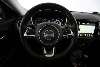 https://vehicle.imgix.net/4474790/ca965978-ba44-4d44-bb63-e57af01c3b90.jpg
