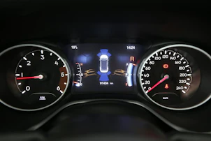 image du véhicule JEEP Compass 2.0 CRD Limited AWD