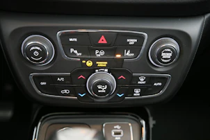 image du véhicule JEEP Compass 2.0 CRD Limited AWD