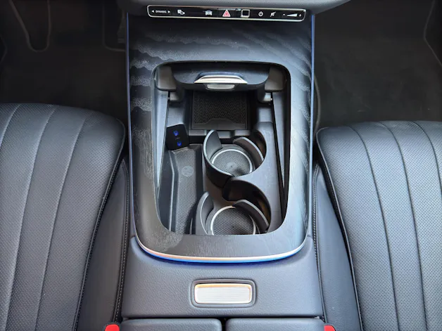 MERCEDES-BENZ E 220 d AMG Line 4matic